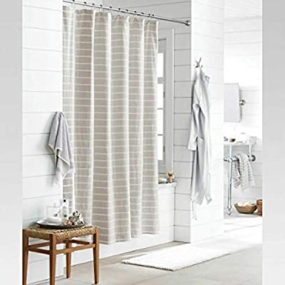 Threshold Shower curtain Gray Sheer Stripe! 72x72 - Picture 3 of 6